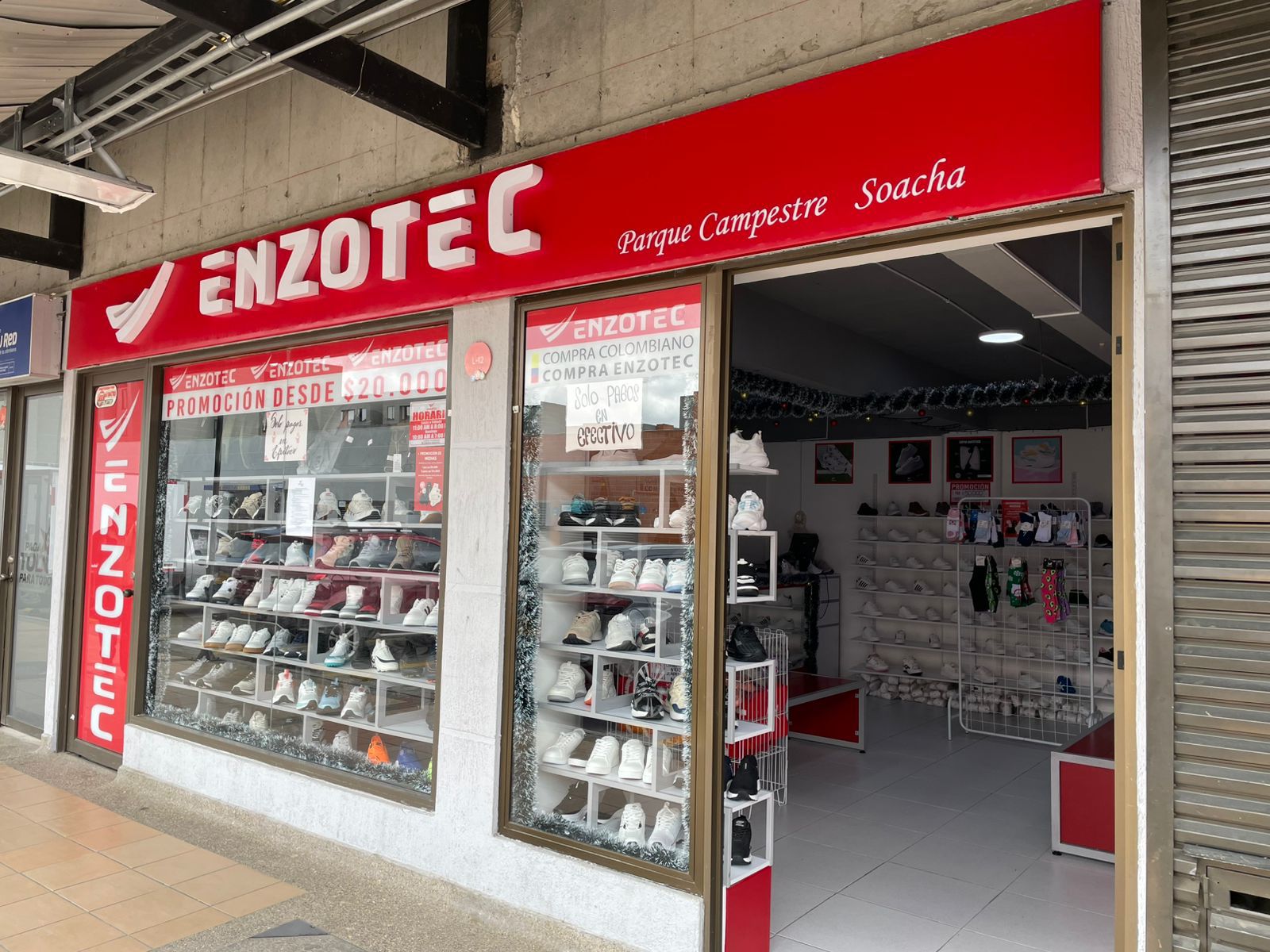 Foto de la tienda Enzotec Shop Parque Campestre Local 12 ENZOTEC Shop